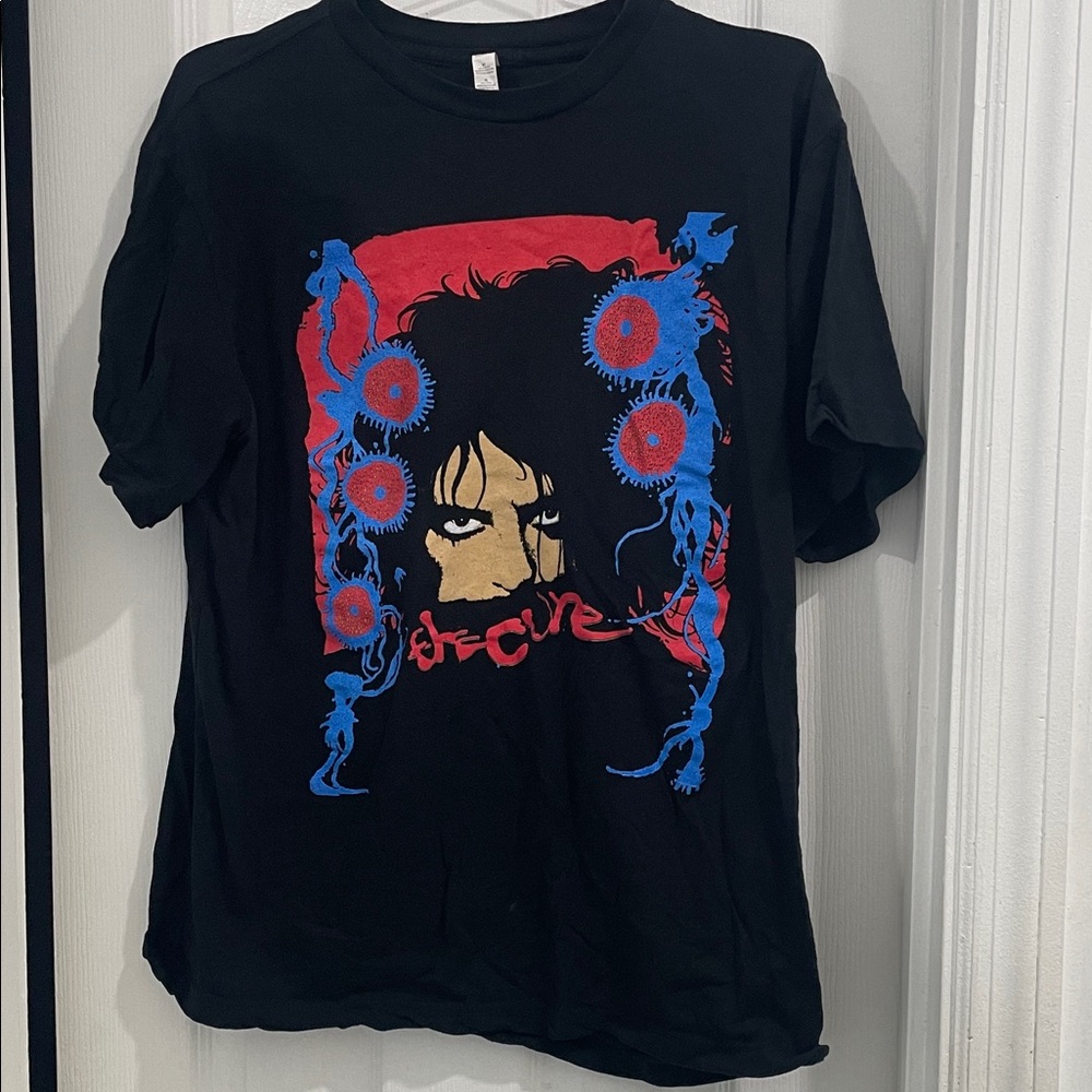 The Cure 2023 Shows of a lost world tour shirt Medium with tour dates on back